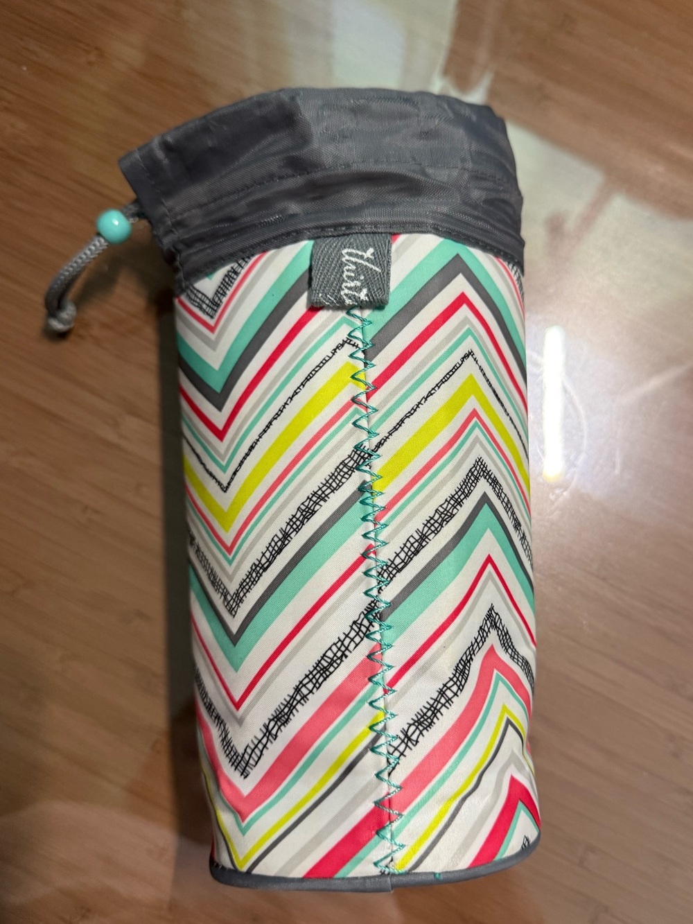 Thirty-One Insulated Bottle Sleeve - Multicolor, Chevron Pattern